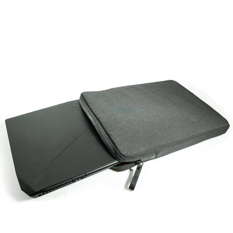 Alienware Area-51M 17.3″ Sleeve – Reflective Graphics