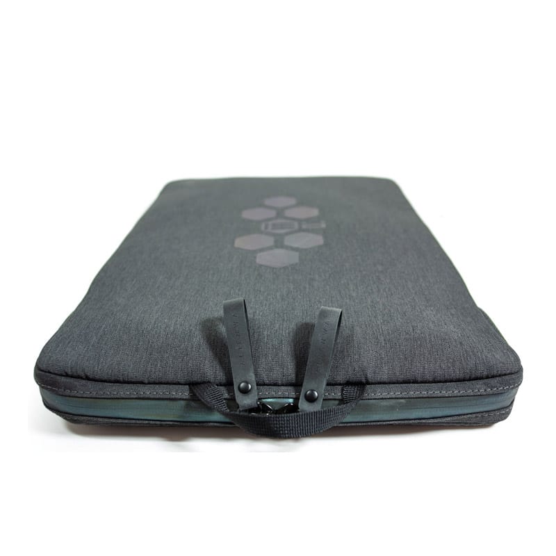 Alienware Area-51M 17.3″ Sleeve – Reflective Graphics