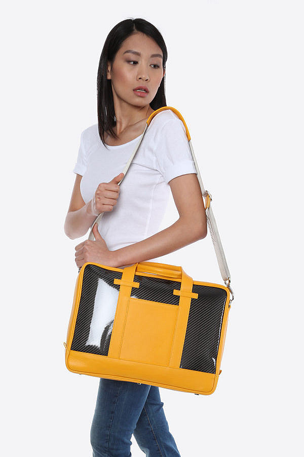 Carbonio Metro Briefcase (Available in 4 Colors)
