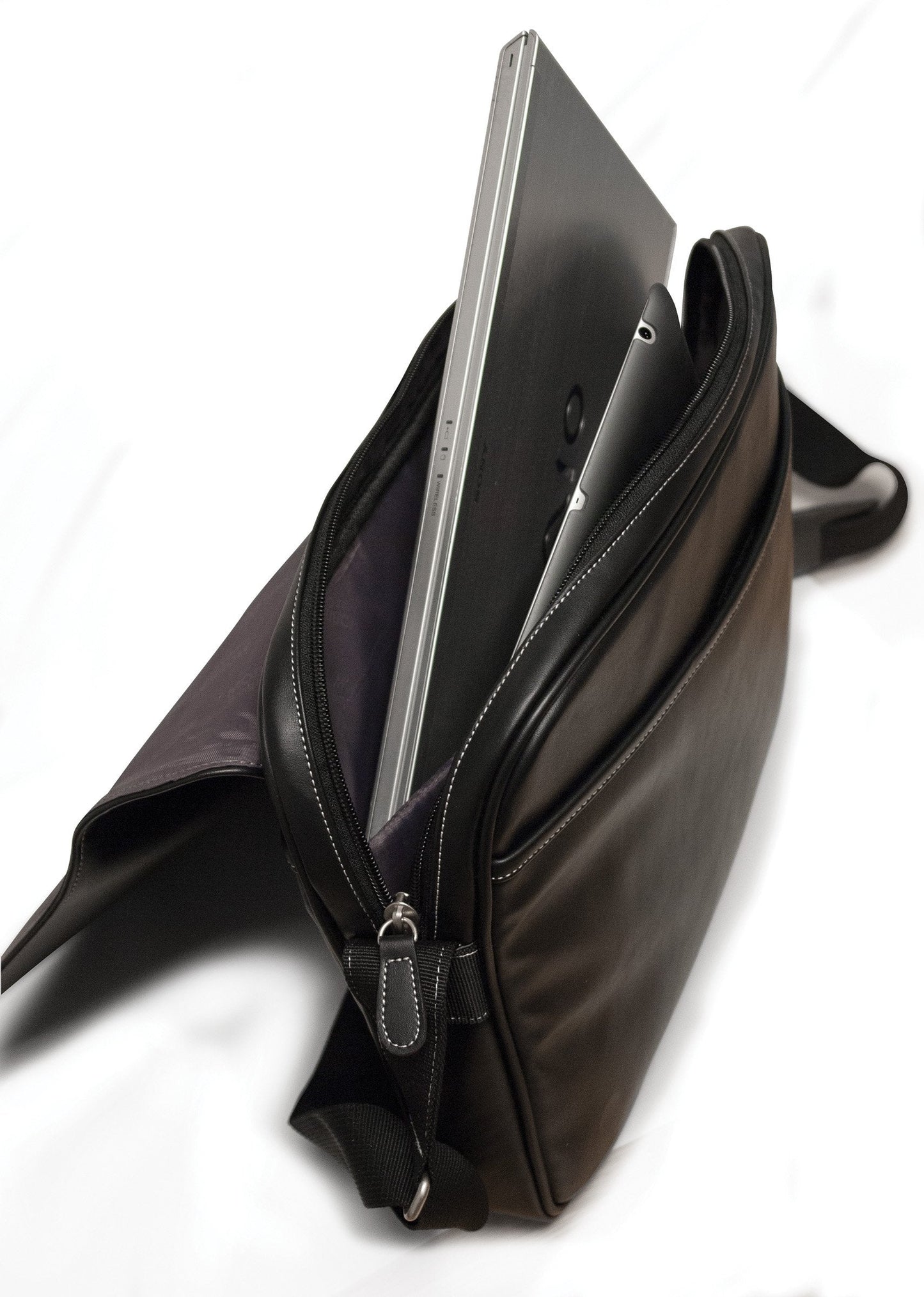 14"-15" Slimline Chromebook / Ultrabook Messenger