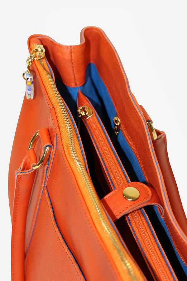 La Borsa Italiana Leather Bag (Available in 6 Colors)